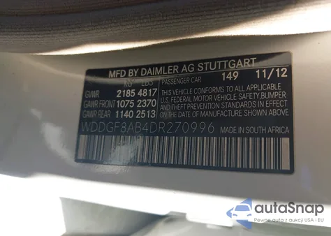 2013 Mercedes-Benz C 300 Sport 4Matic z USA, uszkodzony, nr VIN WDDGF8AB4DR270996